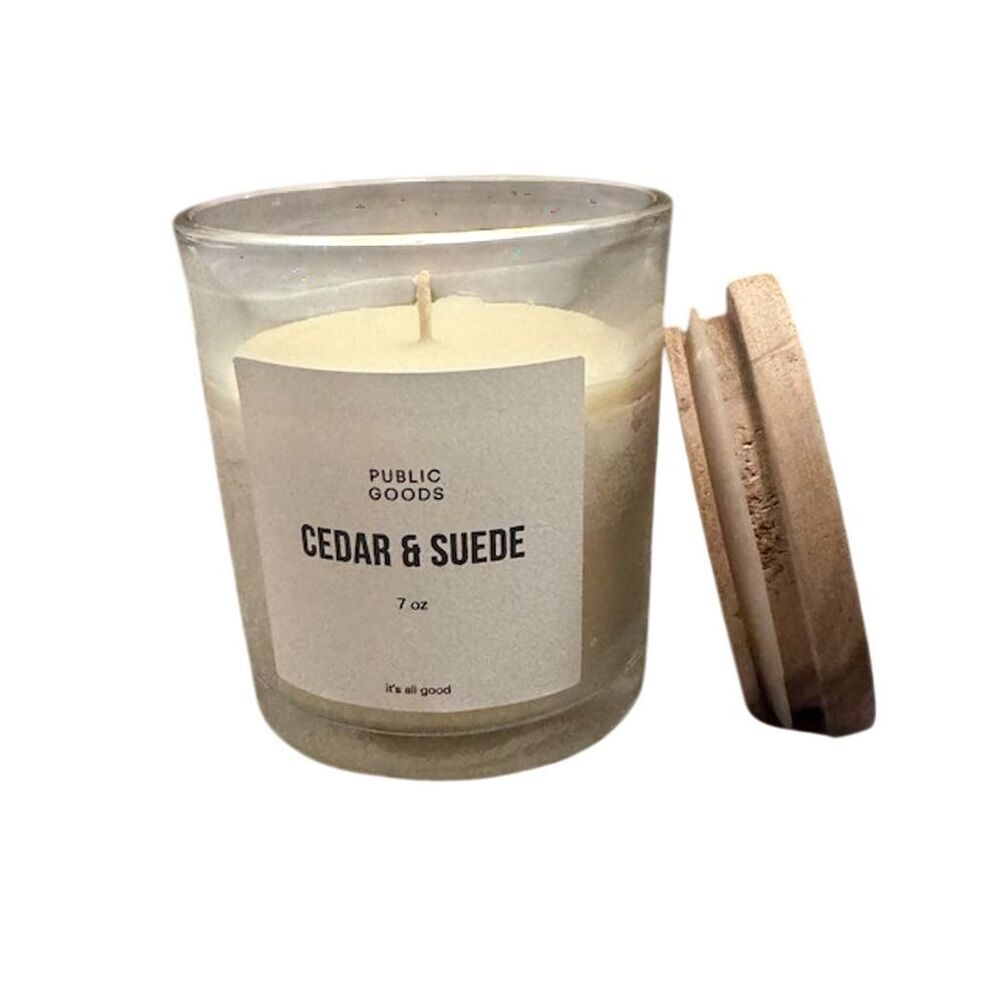 Public Goods Cedar & Suede Scented Soy Candle 7 oz - Picture 3 of 5